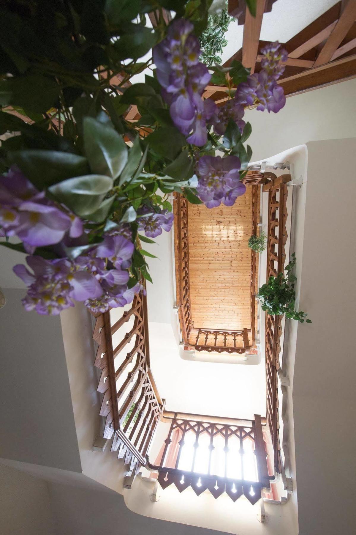 Hotel Francoise バラトンレッレ エクステリア 写真